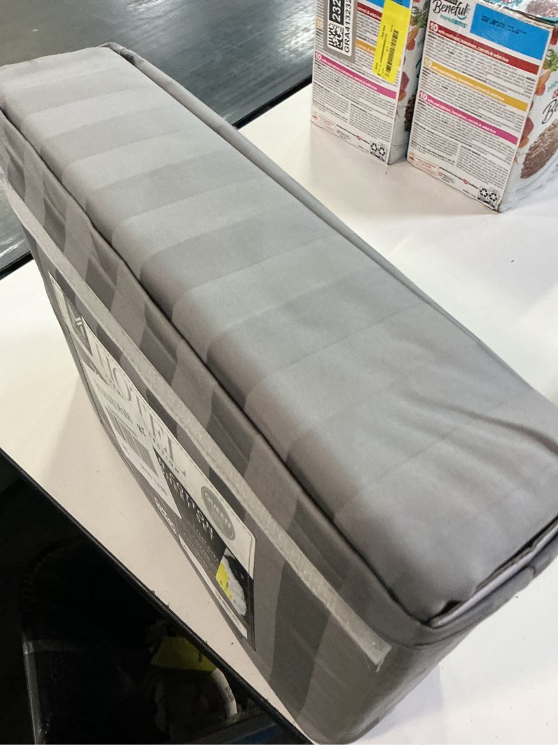 Condition photo showing New/Like New for member's mark 700-thread-count - zinc - queen:- zinc, queen