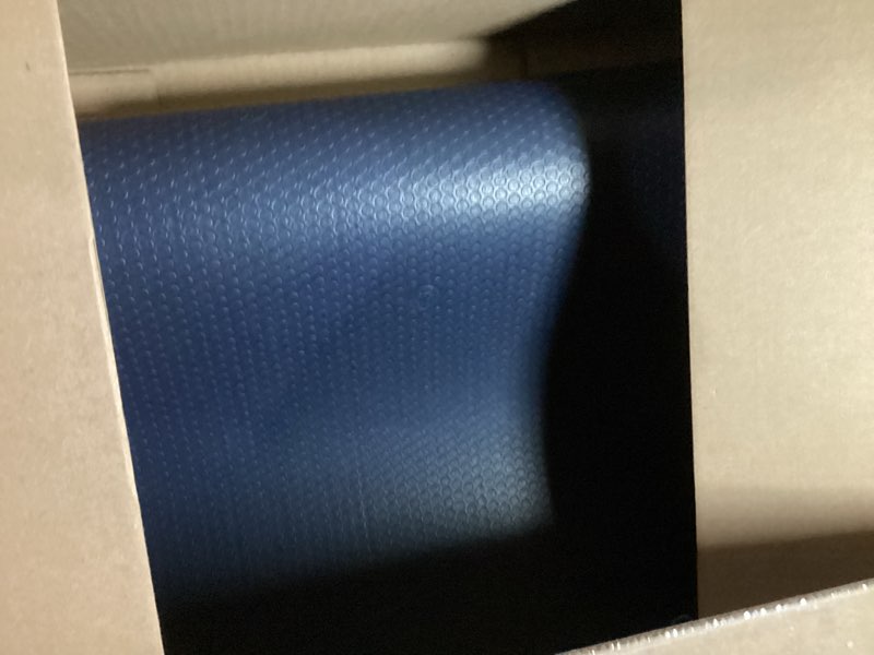 Condition photo showing Good Condition for Manduka PRO Yoga Mat - 6mm | Lifetime Durability | Hygienic Construction | Premium Studio Quality | Teacher Approved Midnight 71" x 26"