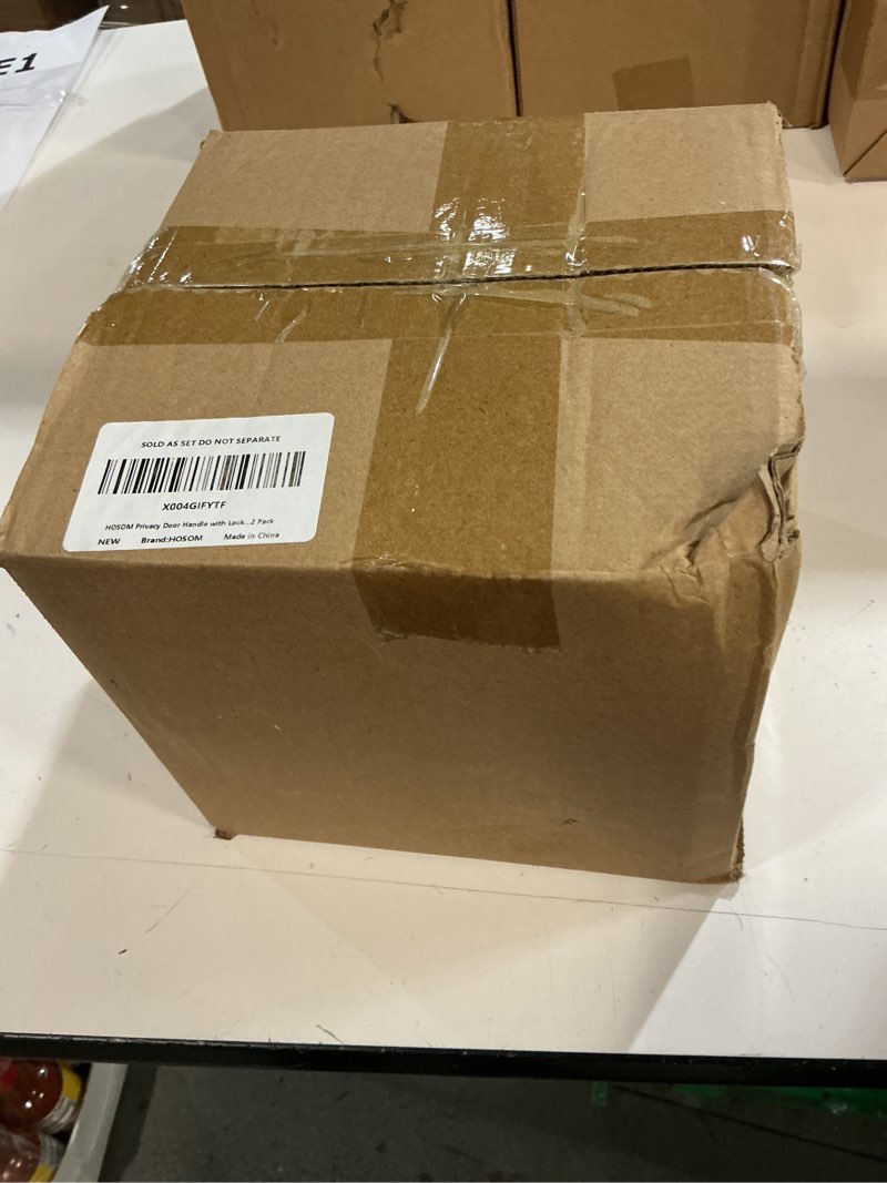 Condition photo showing New/Like New for HOSOM Gold Door Knob with Lock Satin Brass Privacy Interior Door Handle Brushed Gold Door Handles for Bedroom Bathroom Keyless Reversible Door Lever Knob for Left & Right Handled Doors, 2 Pack 2 Pack Privacy-Satin Brass