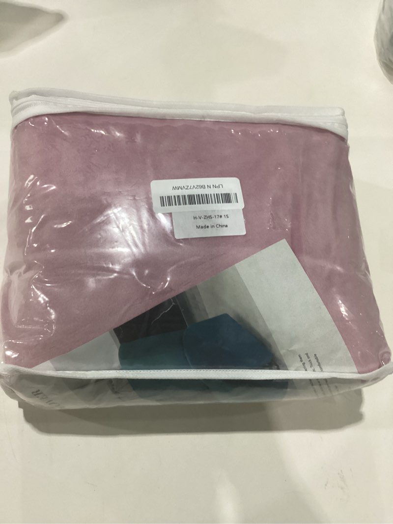 Condition photo showing New/Like New for CONRUSER Recliner Chair Covers, 4-Piece Velvet Stretch Recliner Slipcover Single Seat Couch Cover So