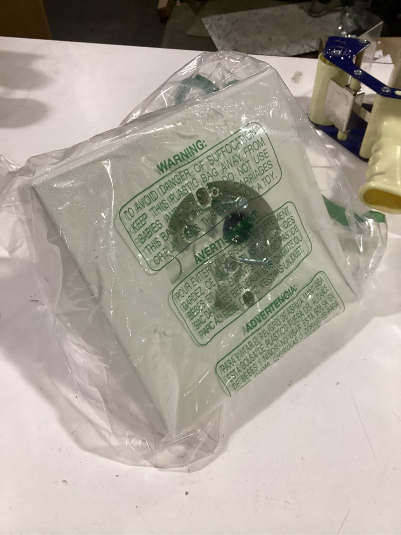 Condition photo showing Good Condition for Fan Mounting Box, Ceiling Fan Mounting Bracket, Ceiling Fan Mounting Box, Ceiling Fan Mounting Kit, Fan Mounting Bracket, Fits cathedral Ceiling Angles of 80° or Up, White,1-Pack White 1