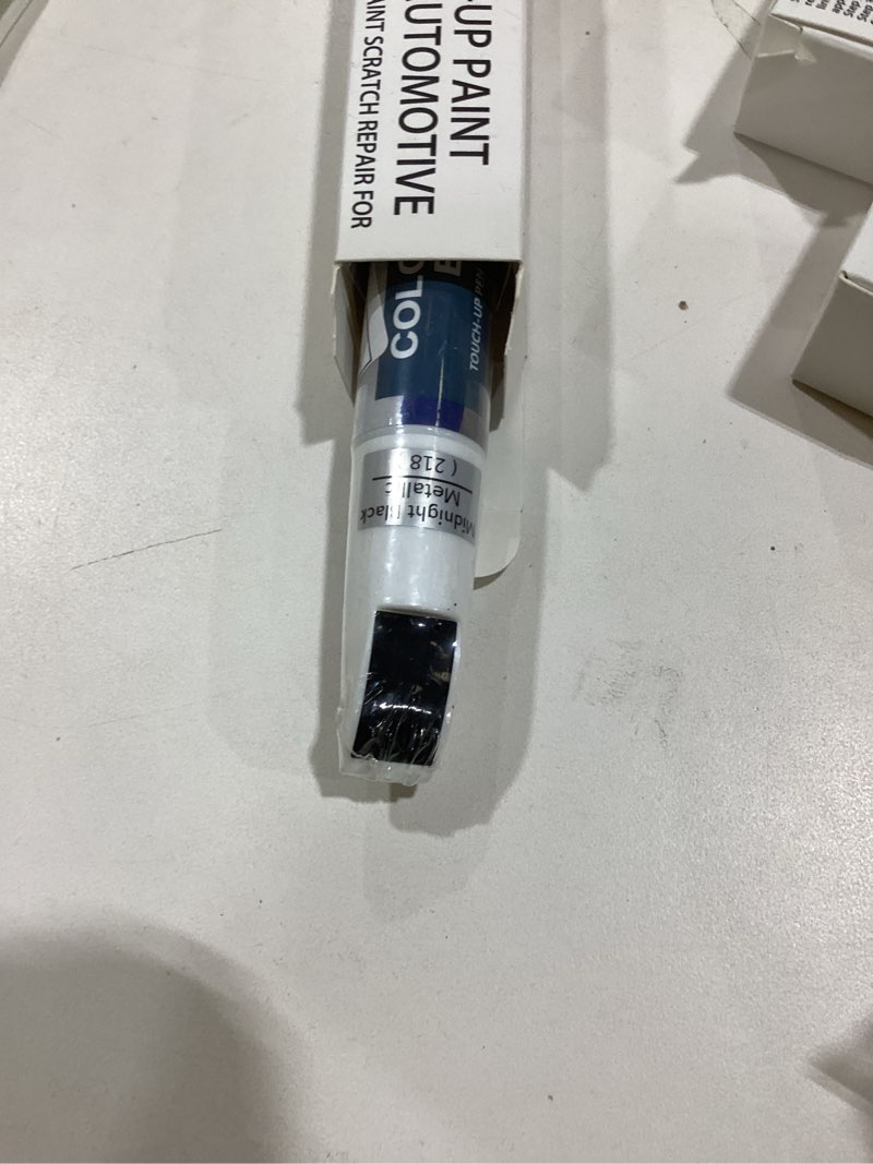 Condition photo showing Good Condition for 218 Attitude/Midnight Black Metallic Touch Up Paint for Toyota, Car Paint Pen Scratch Repair Two-In-