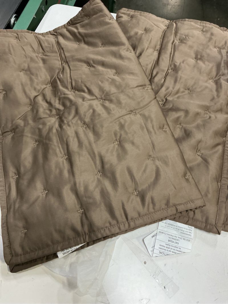 Condition photo showing Good Condition for quince, bamboo dream quilted sham set of 2/ walnut / standard(queen )