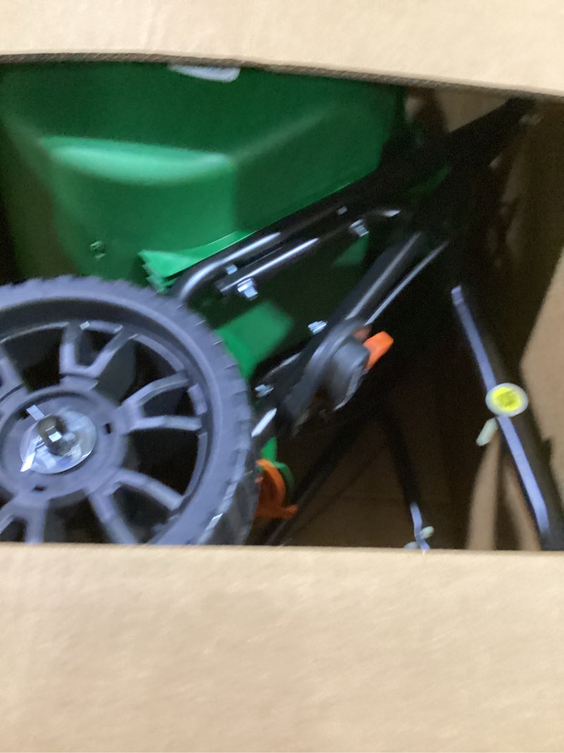 Condition photo showing Good Condition for scotts turf builder edgeguard dlx broadcast spreader for seed, fertilizer, salt, ice melt, holds up to 15,000 sq.ft. product deluxe
