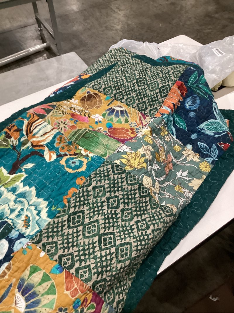 Condition photo showing As Is for incomplet )))))cotton bedspread quilt sets reversible bedding coverlet sets comforters, patchwork vintage floral turquoise bedspread,