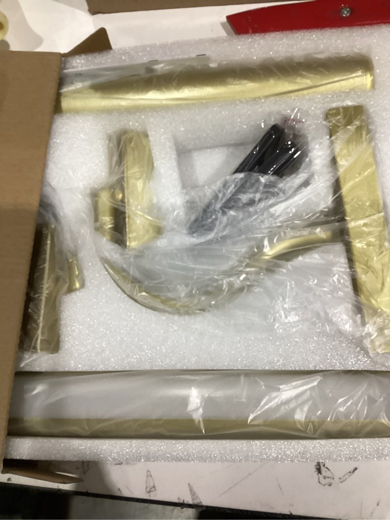 Condition photo showing Good Condition for Picture Light Battery Operated, 13in Wireless Art Light for Paintings, Dimmable 5000mAh Recharging Battery Picture Light with Remote Control for Wall, Gallery Dartboard Art Bedroom (Gold-2Pack) Gold-13inch 2Pack