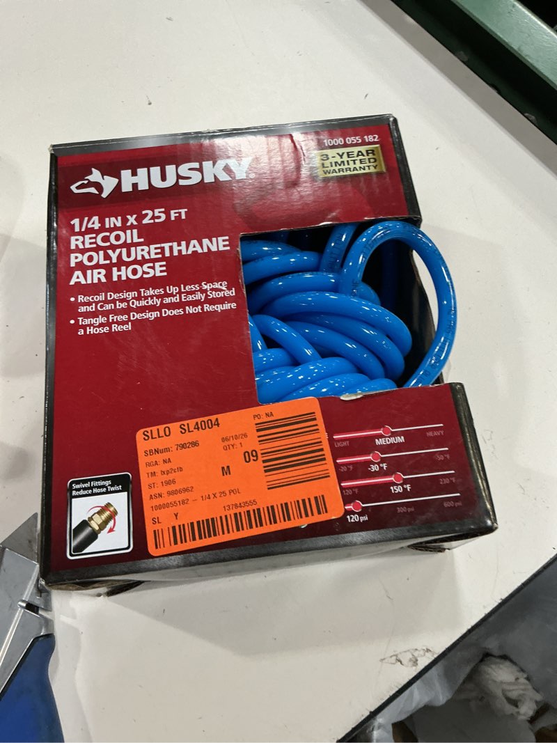 Condition photo showing Good Condition for husky 1/4 in. x 25 ft. polyurethane recoil hose