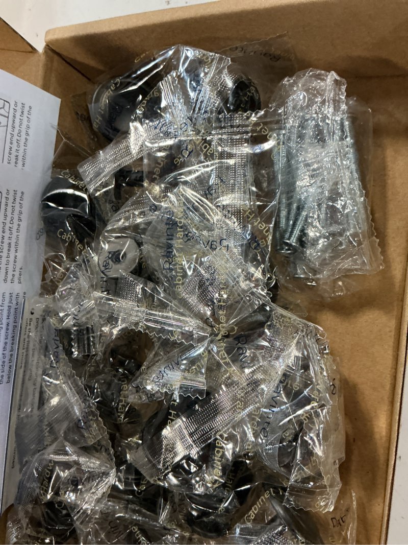 Condition photo showing New/Like New for ravinte 20 pack 1-1/4 inch kitchen cabinet knobs matte black zinc pulls door handles for dresser drawers black 20
