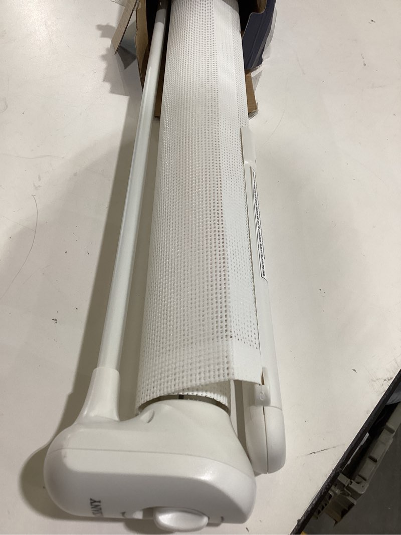 retractable safety gate