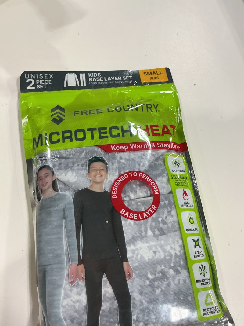 Condition photo showing New/Like New for free country boys girls thermal set top and bottom winter base layer underwear sets for kids small microteh heat base grey