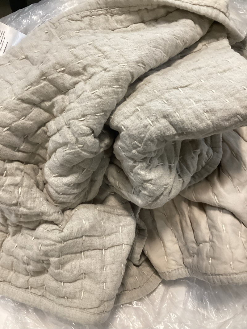 Condition photo showing Good Condition for european linen cotton stitch quilt, king/cal king, natural