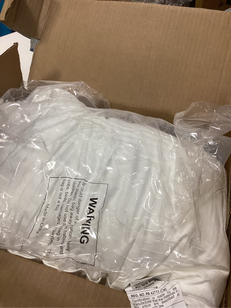 Condition photo showing Good Condition for Beckham Hotel Collection Bed Pillows Standard/Queen Size Set of 2 - Original Soft Down Alternative Pillow for Sleeping - Soft Support for Back, Stomach or Side Sleepers