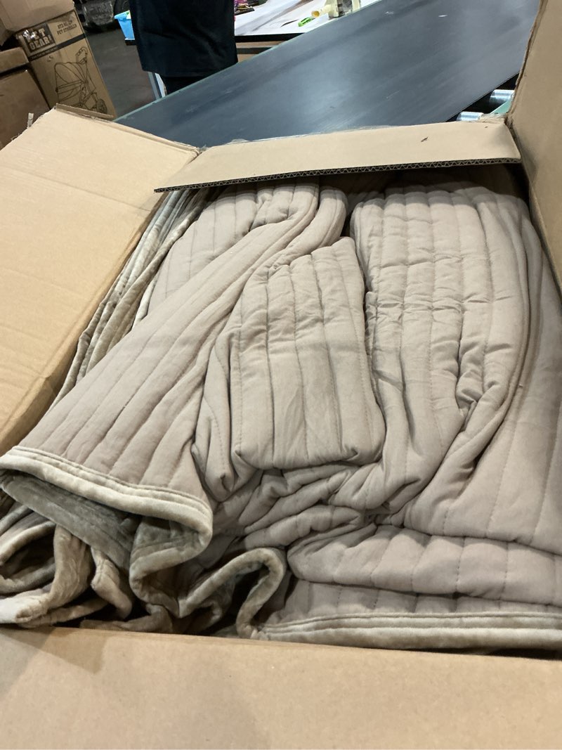 Condition photo showing Good Condition for EVERGRACE Velvet Quilt Set King Size, Luxurious Soft Striped Channel Bedding Set, Lightweight Velvet Comforter for All Season, Oversized Bedspread Coverlet with 2 Matching Shams, Sand Dune King (104" x 92") Sand Dune