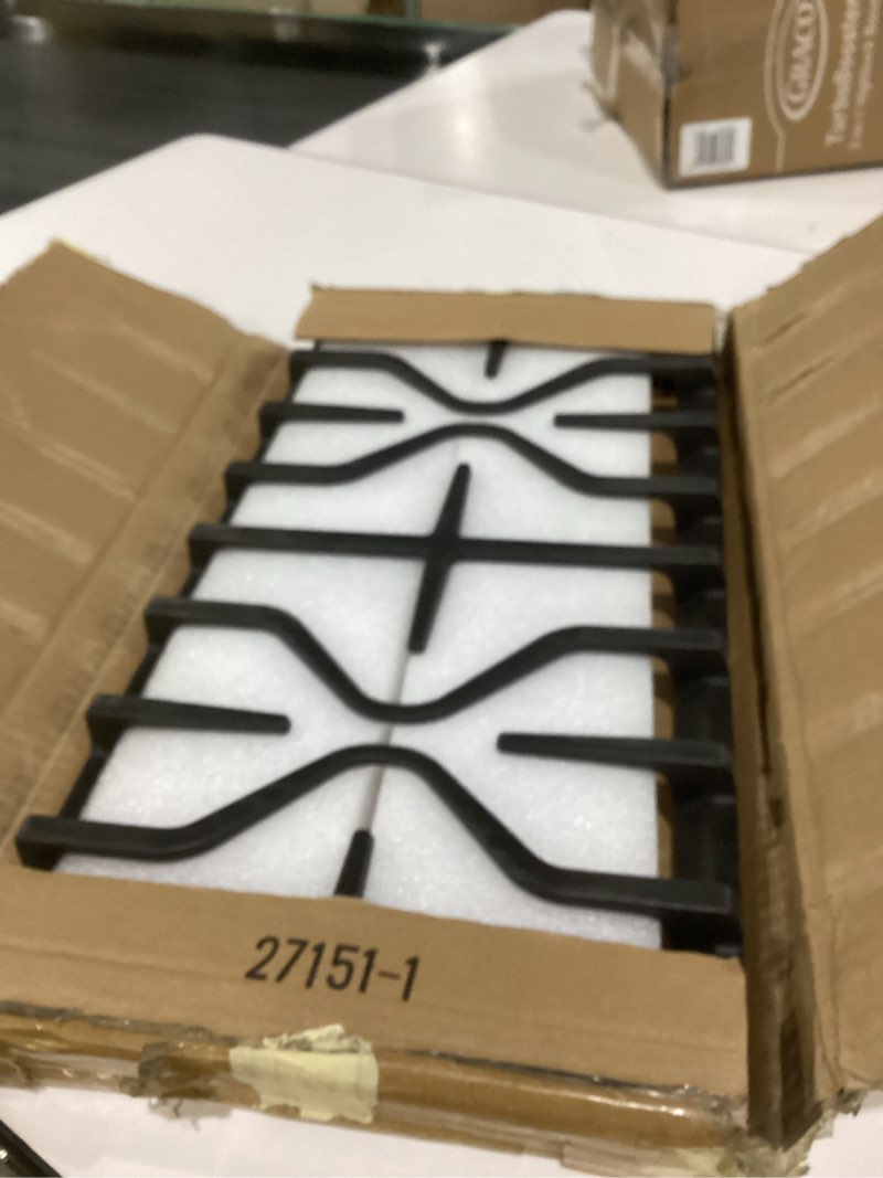 Condition photo showing Good Condition for wb31x27151 cast iron burner grate replacement for ge stove parts jgbs66rekss jgb700sej4ss jgss66sel1ss jgss66sel3ss, wb31x24736 side burner grate surface cooktop for general electric gas range parts. 1pcs wb31x27151