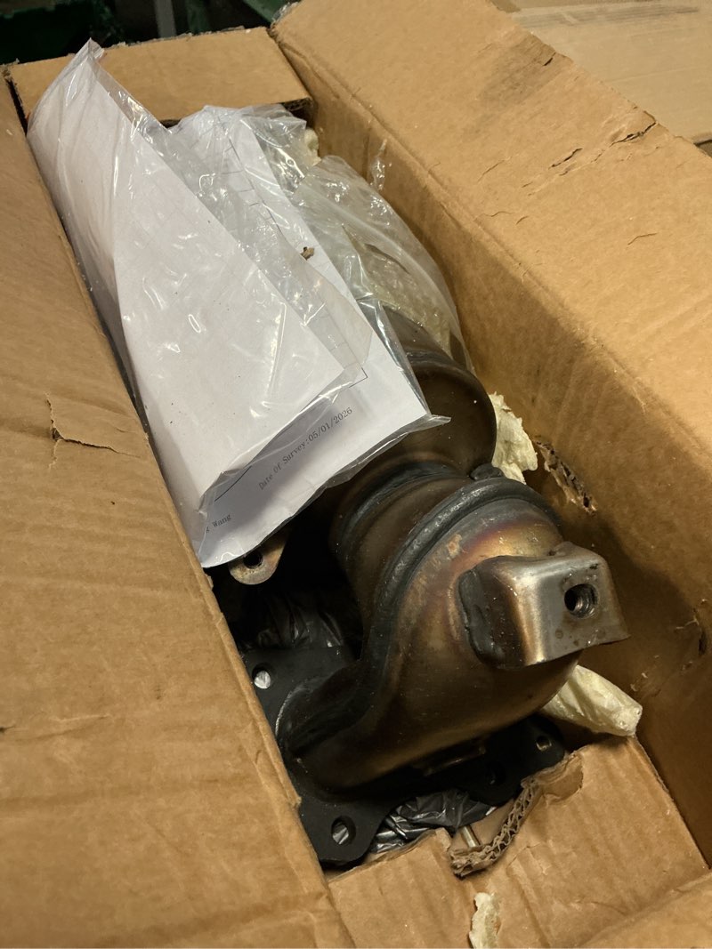 Condition photo showing Good Condition for catalytic converter compatible with 2013 2014 2015 2016 2017 honda accord, 2015 2016 cr-v crv 2.4l l4 catalytic convertor epa compliant 16827 771423
