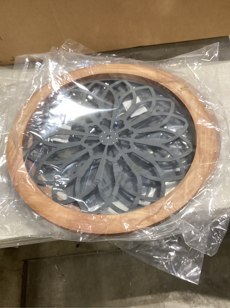 Condition photo showing Good Condition for 3 pieces 15.8‘ round farmhouse wall decor medallion wood rustic wall art for living room bedroom dining room kitchen bathroom home decorations?