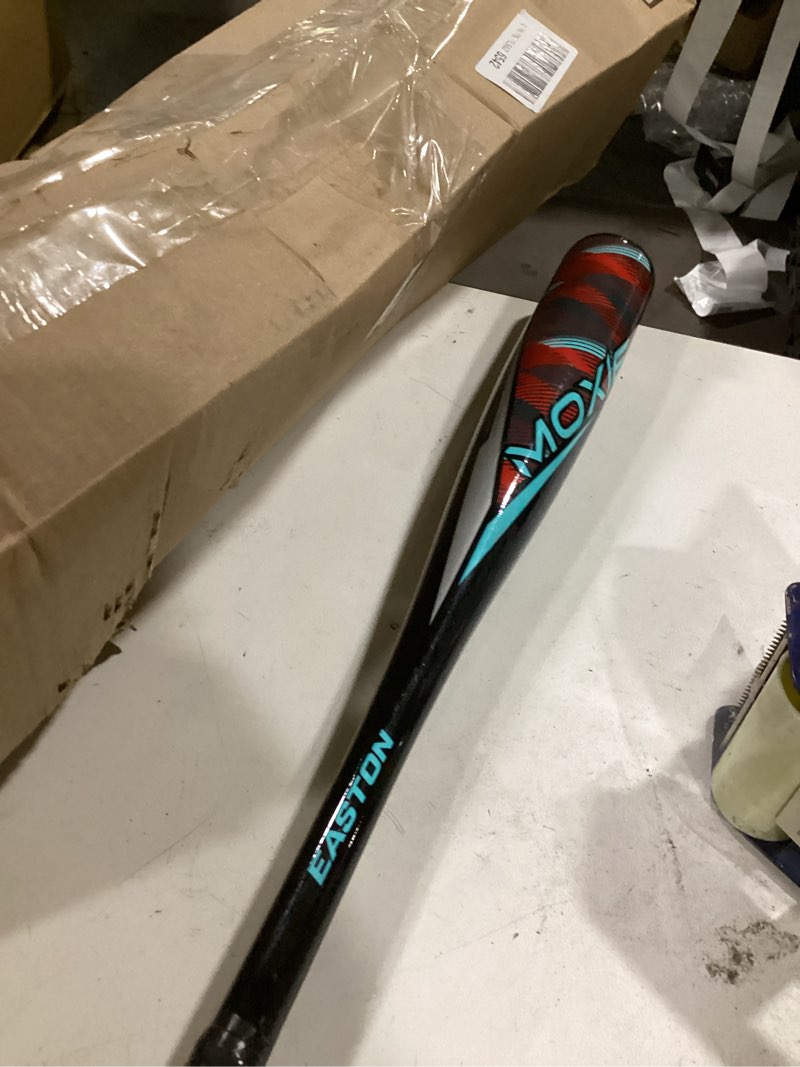Condition photo showing Good Condition for easton | moxie baseball bat | usa | -12 drop | 2 1/4 barrel | 1 pc. aluminum 27 inch