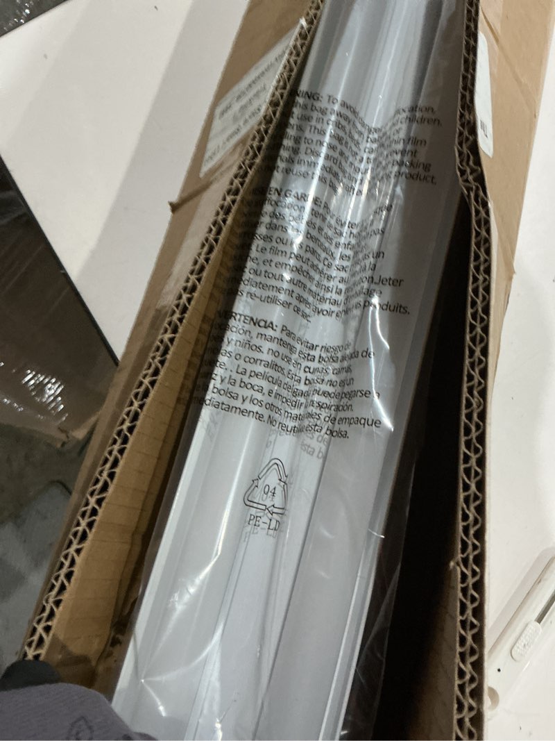 Condition photo showing Good Condition for 4ft linkable led shop light for garages, 42w 4800lm 5000k daylight led shop lights, ceiling light with pull chain (on/off), linear worklight fixture with plug, 2 pack