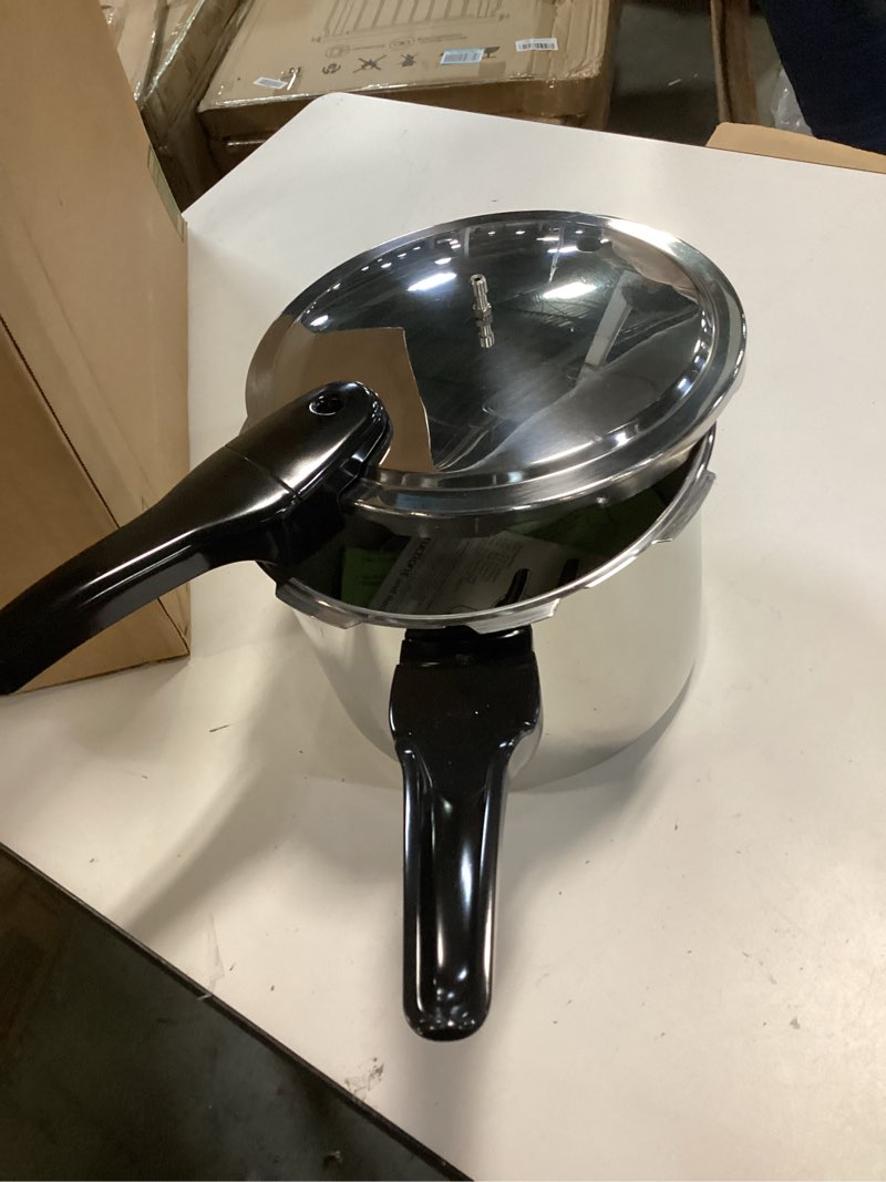 Condition photo showing Good Condition for Presto 01362 6-Quart Stainless Steel Pressure Cooker 6 Quarts Cooker