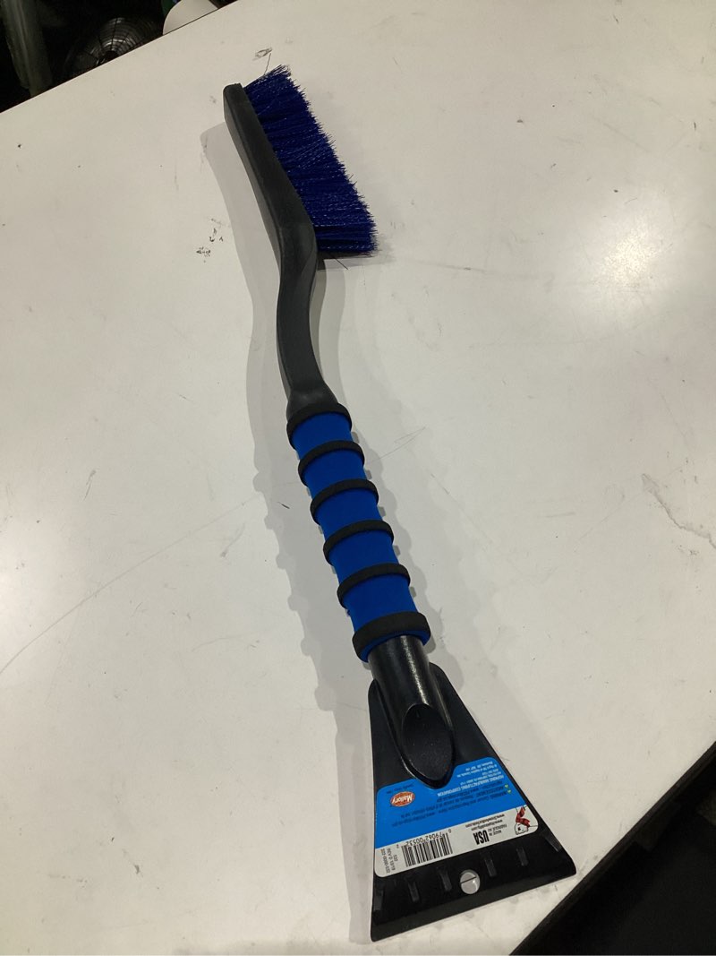 Condition photo showing Good Condition for mallory 532 26" cool snow tool snow brush