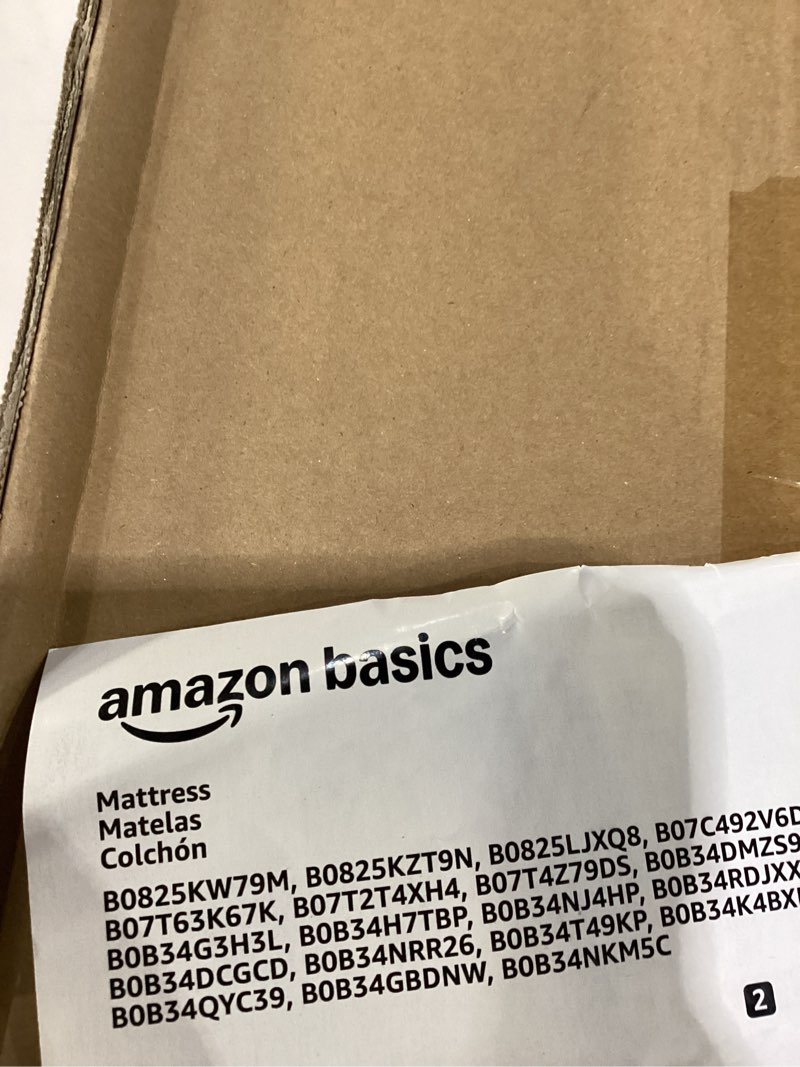 Condition photo showing Good Condition for amazon basics mattress white