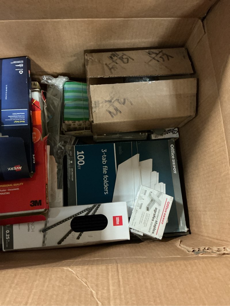 Condition photo showing Good Condition for office accessories