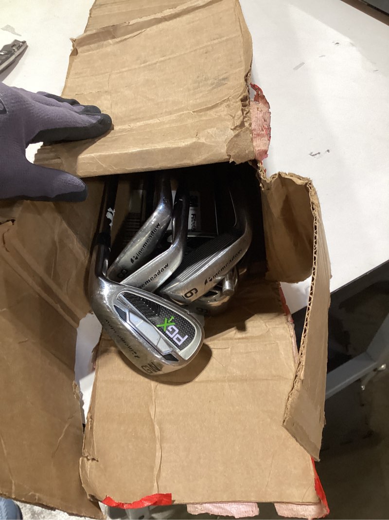 Condition photo showing Good Condition for pgx single length iron set, 5-pw + aw (7 clubs) regular