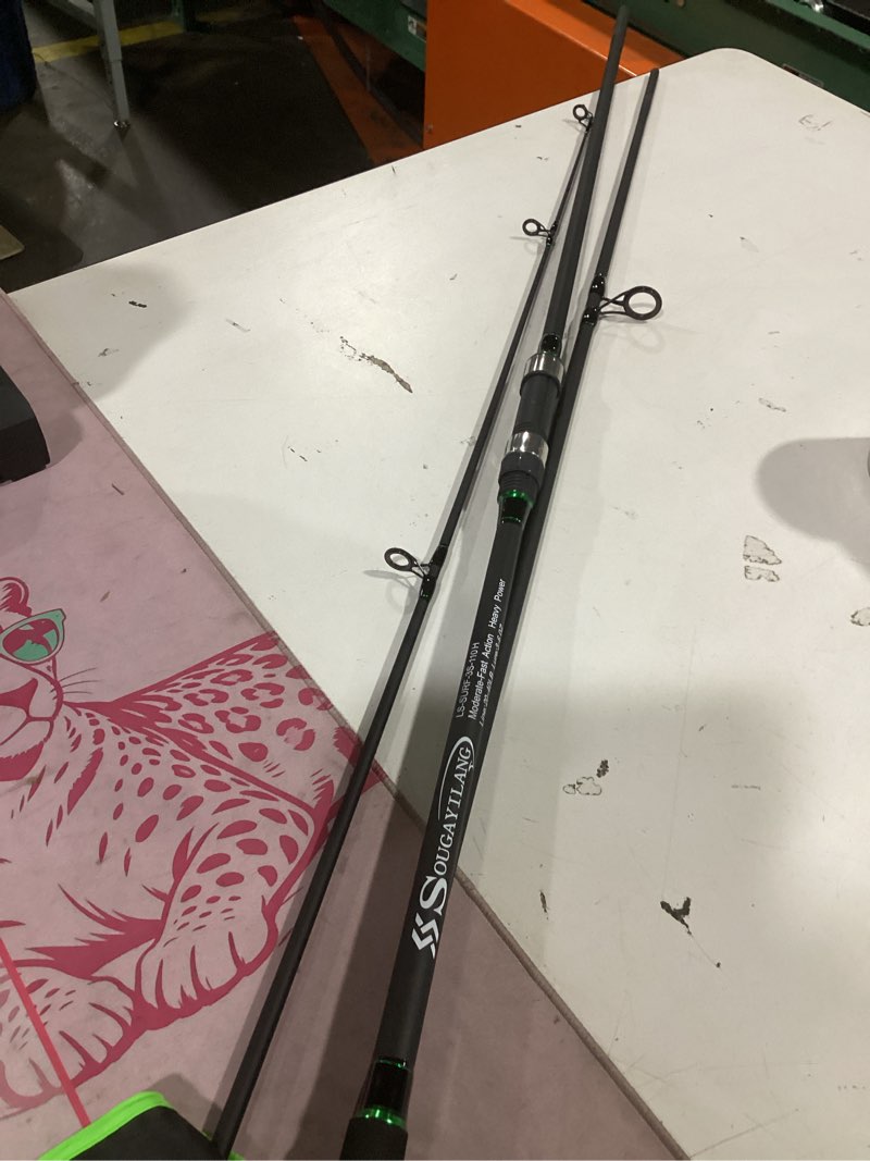 Condition photo showing Good Condition for sougayilang surf fishing rod im8 carbon 3 piece travel spinning rod (9'/10'/11'/12') 11'0"