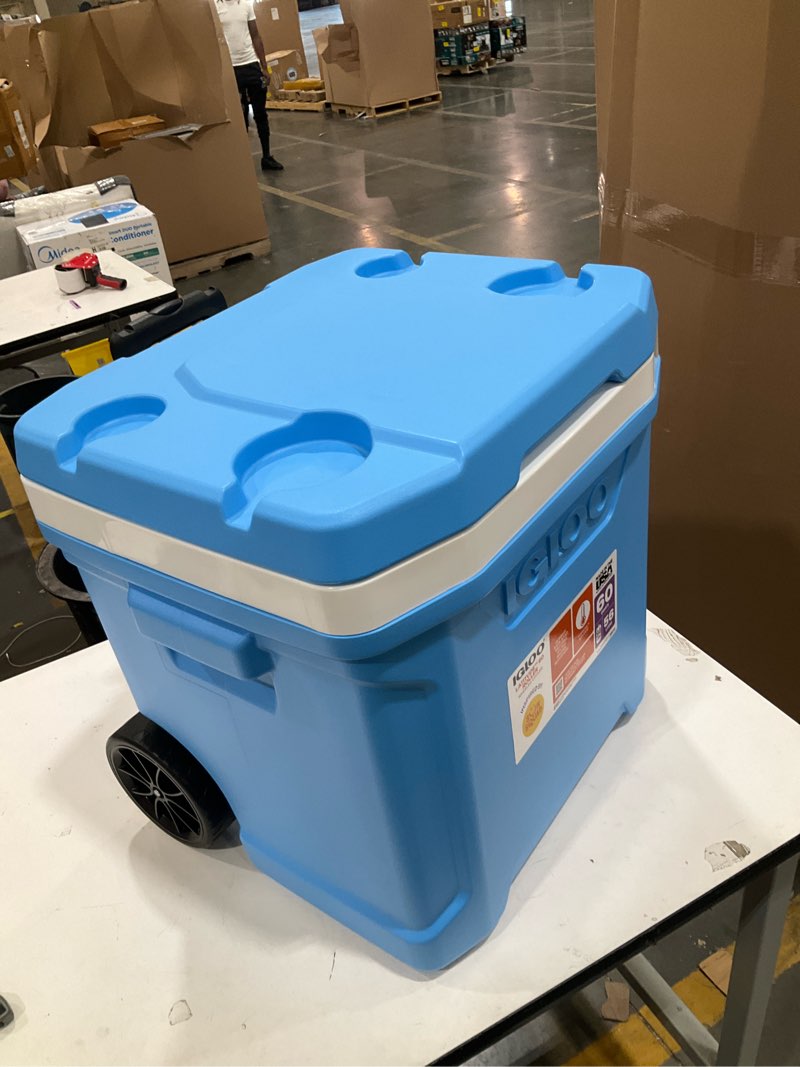 Condition photo showing Good Condition for sun squad latitude 94 cans/60qt rolling cooler - carolina blue