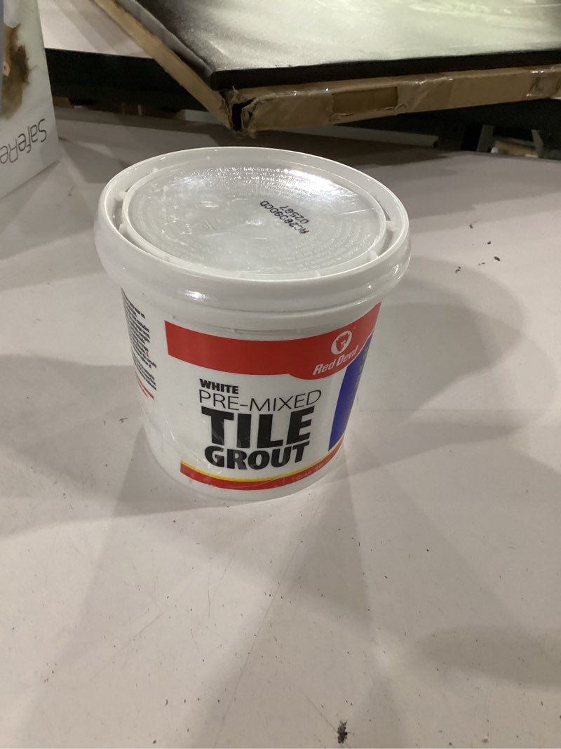 Condition photo showing Good Condition for red devil 0424 pre-mixed tile grout - professional quality, excellent adhesion, ideal for wall & floor use - 1 quart, white, made in usa 1 - pack 1 quart white