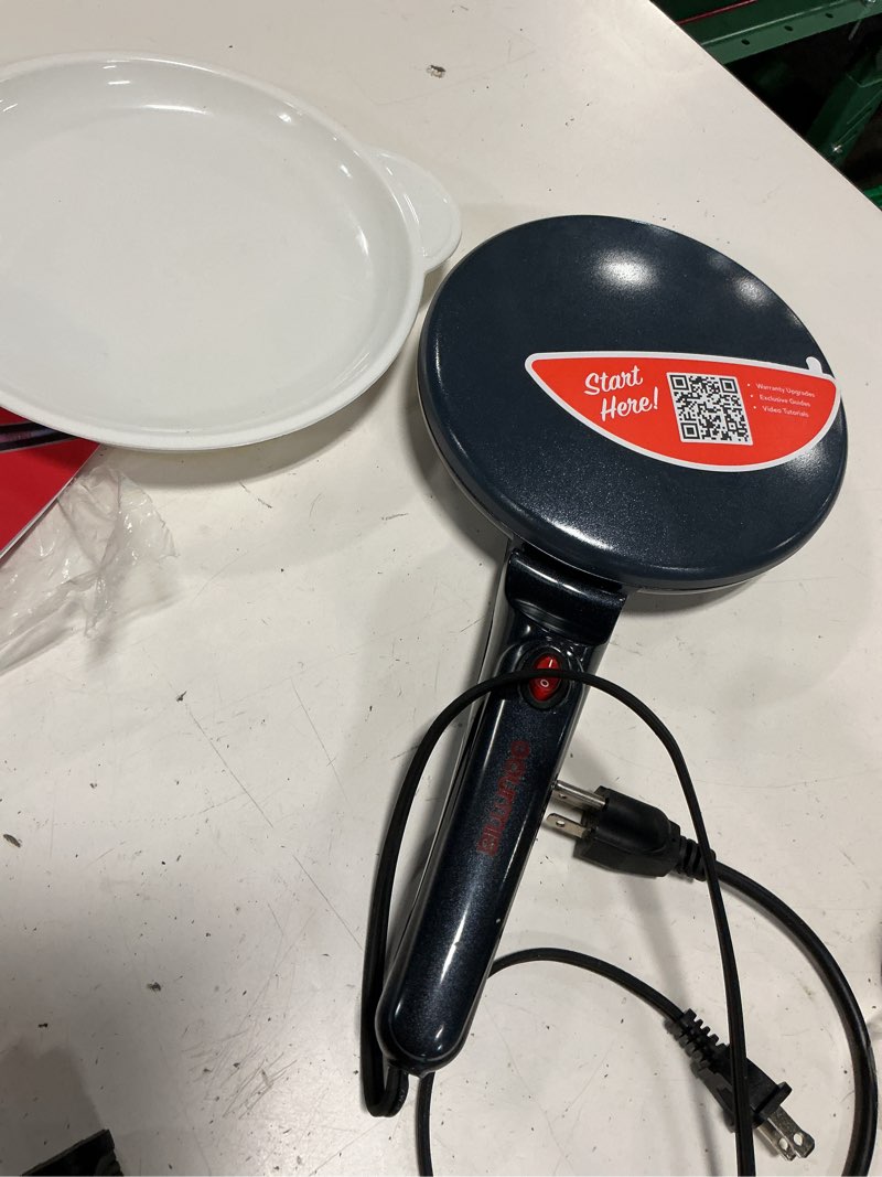 Condition photo showing As Is for gourmia máquina de crepas de 8 pulgadas – plancha eléctrica de cerámica antiadherente para crepes, tortillas y tortillas francesas, inmersión automática de masa, compacta y ligera, calentamiento