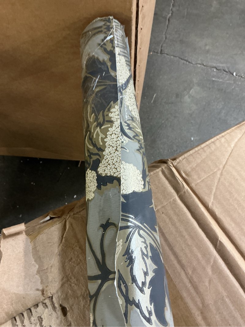 Condition photo showing As Is for york wallpaper