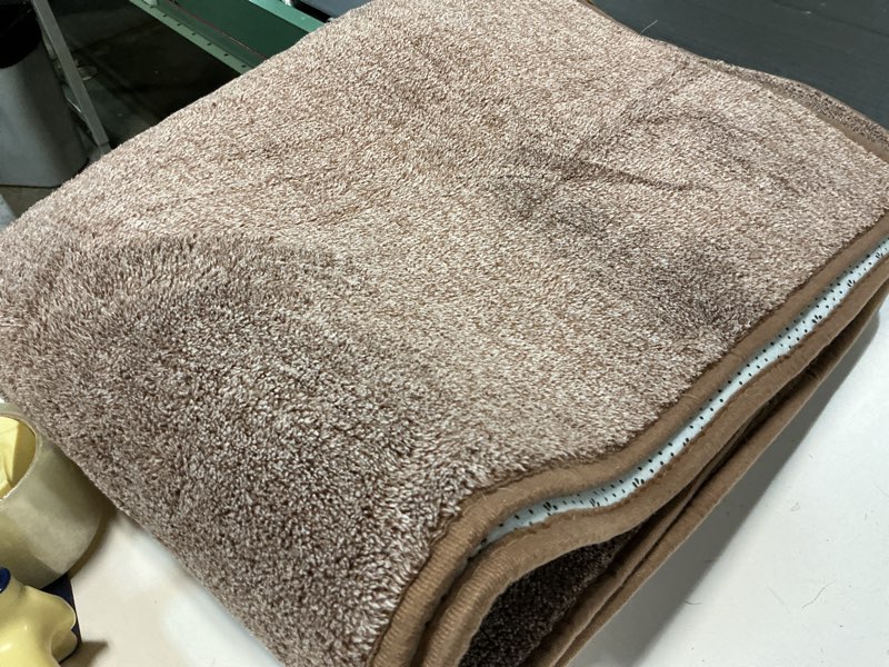 Condition photo showing As Is for Merino wool blanket with camel wool double layer brown (similar 