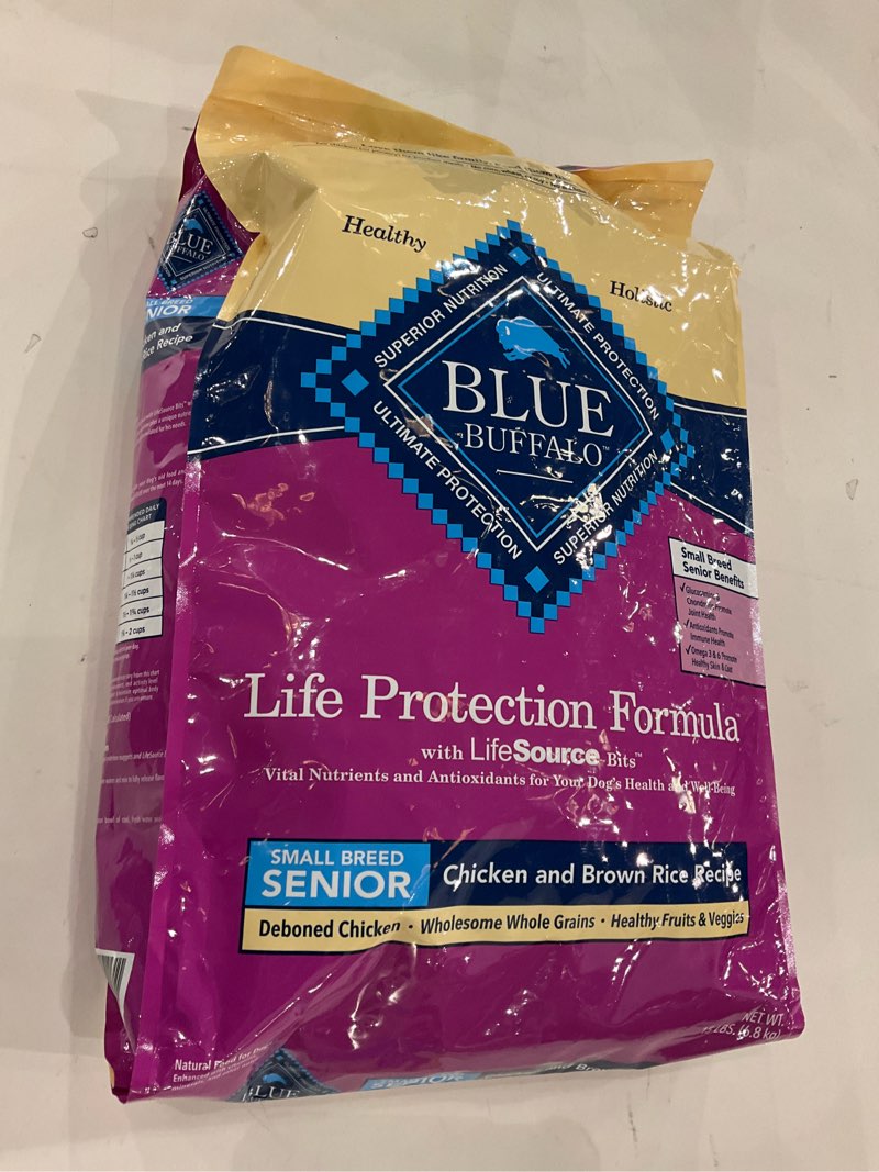 Condition photo showing New/Like New for Blue Buffalo Life Protection Formula Small Breed Senior Dry Dog Food, Supports Joint Health and Immunity, Made with Natural Ingredients, Chicken & Brown Rice Recipe, 15-lb. Bag Chicken & Brown Rice 15 Pound (Pack of 1)