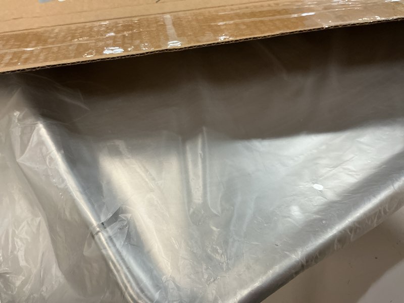 Condition photo showing Good Condition for winco commercial-grade aluminum sheet pan, 16 gauge, full size
