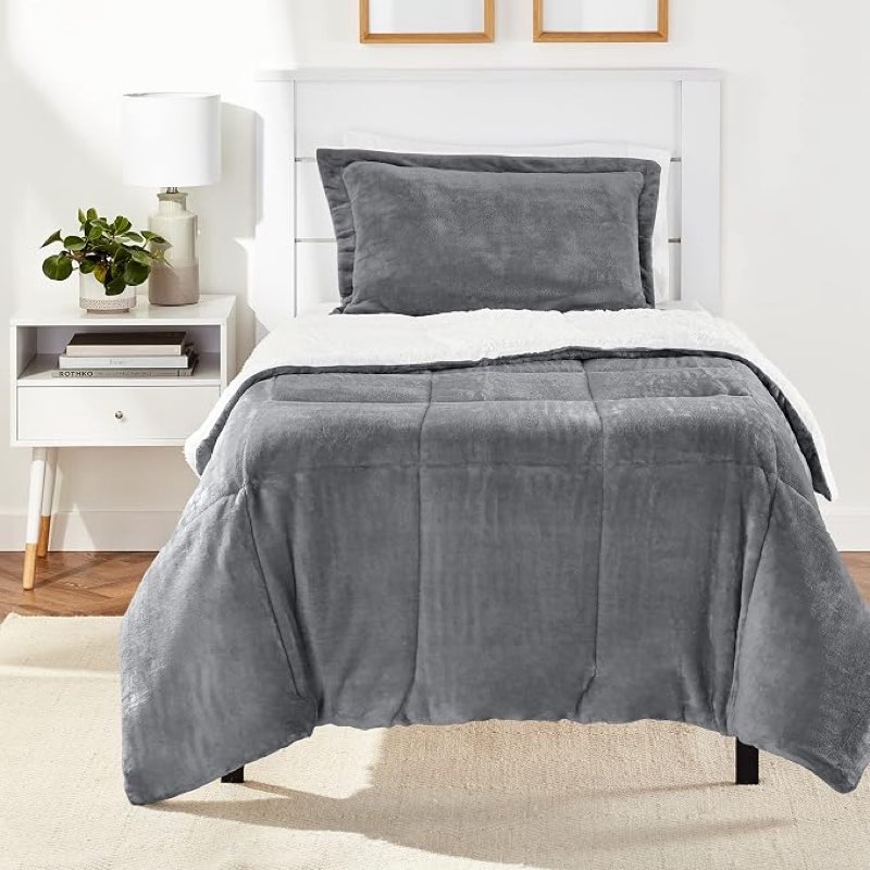 Amazon Basics 3-Piece Micromink Sherpa Bedding Set, Ultra-Soft, Warm All Season Comforter, Full/Queen, Grey , Reversible Grey Full/Queen