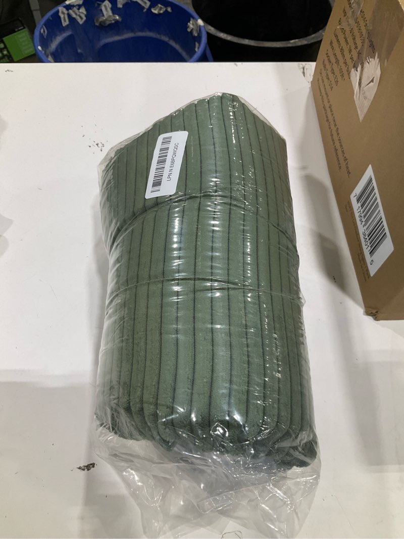 Condition photo showing New/Like New for higogogo lumbar support pillow for recliner chair/accent chair/couch, memory foam back support cushion for elderly, recliner cushions for back rest, pain relief, reading, washable cover, dark green dark green 20"x10"x4"