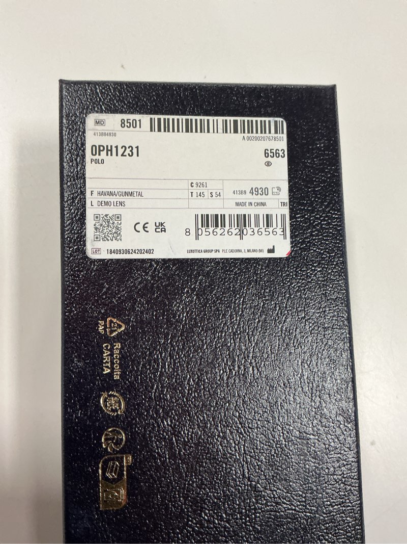 https://lotting-media.assets.bidfta.com/lotting_b93816fc-991b-4e50-9b96-ac1d5a3071cc