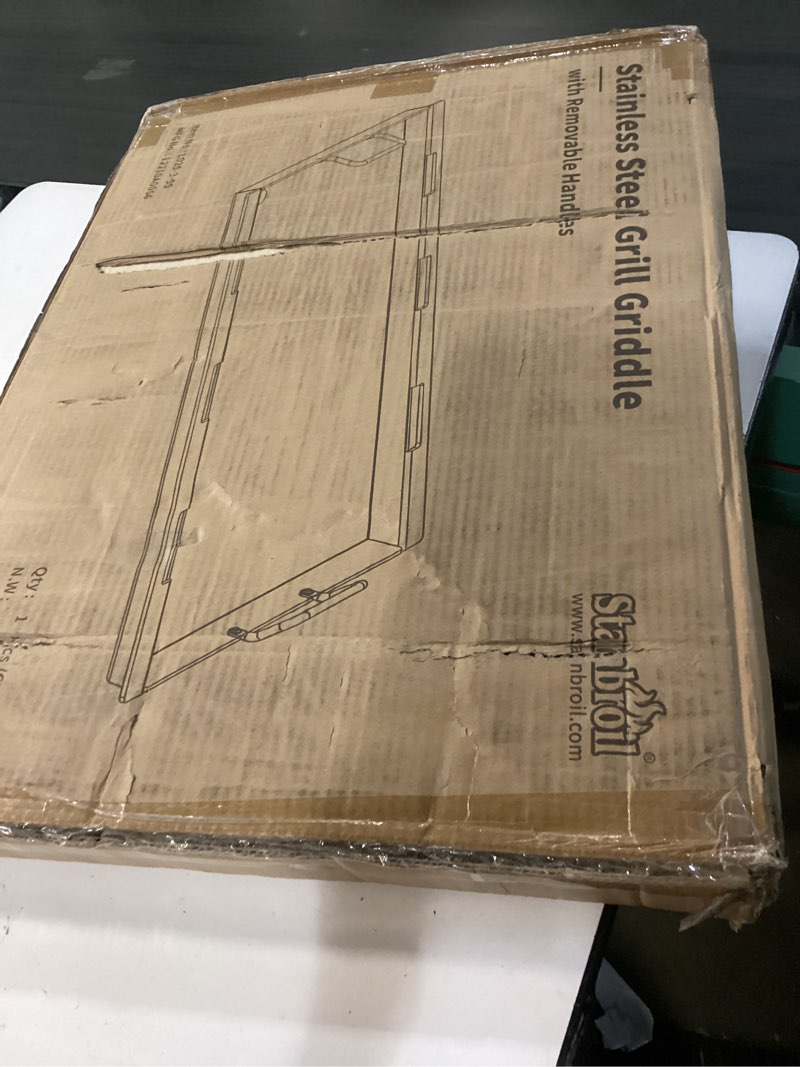 Condition photo showing New/Like New for stanbroil stainless steel flat top griddle, full-size griddle insert for weber genesis ii and genesis ii lx 300 series gas grill