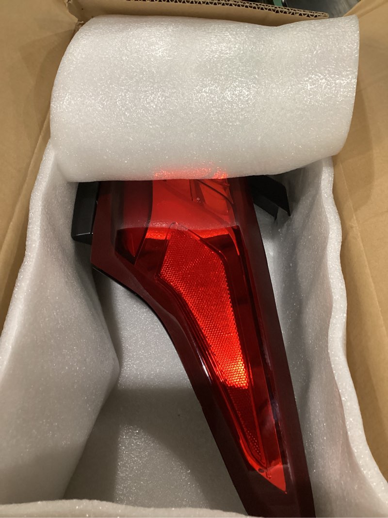 Condition photo showing As Is for right outer led tail light assembly compatible with 2018-2021 chevy traverse,taillight brake lamp replacement passenger side gm2805130 84332111 84618032 w/o redline package