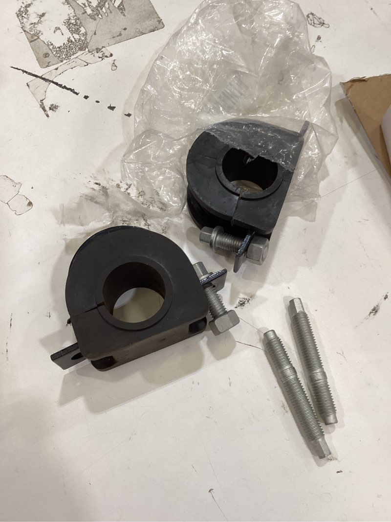 Condition photo showing Good Condition for dorman 928-565 suspension stabilizer bar bushing kit compatible with select models