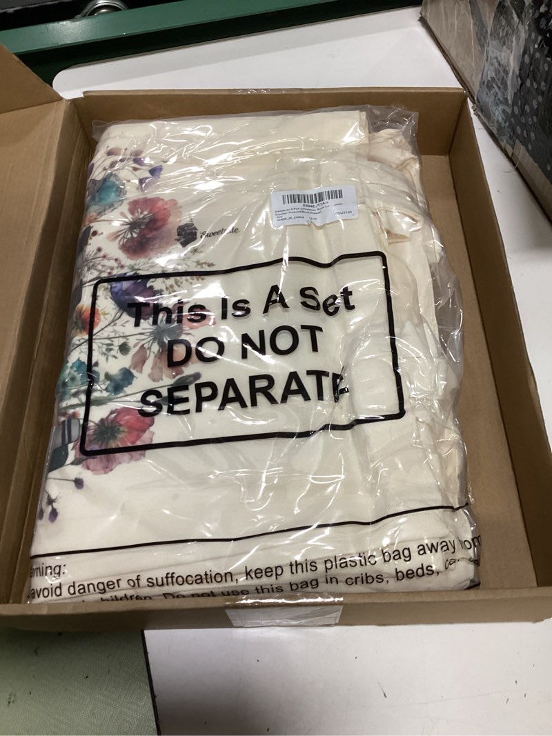 Condition photo showing New/Like New for sweetude 8 pcs book club gifts bulk book lovers canvas tote bags easter christian bookish librarian reader gifts for women(book,flower)