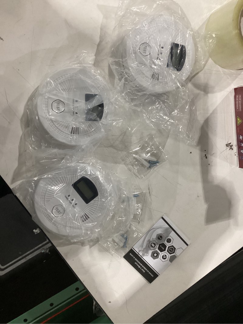 3 pack combination photoelectric smoke and carbon monoxide alarm detector with digital display; batt