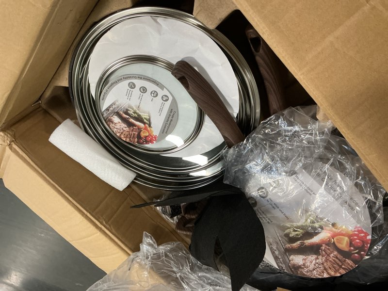 Condition photo showing Good Condition for Kikcoin Pots and Pans Set Non Stick 31 Piece Kitchen Nonstick Cooking Cookware Sets with Grill Pan Saucepan Baking Sheet Utensil Black 31 Pieces