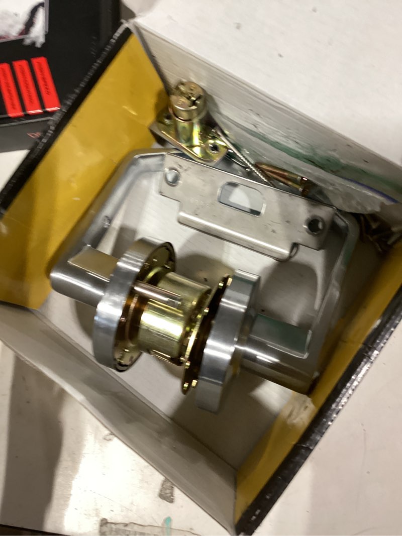 Condition photo showing Good Condition for newbang grade 2 ada commercial heavy duty non-locking passage door lever in satin chrome 26dfinish, left and right handed, md-c2-3ps-1p