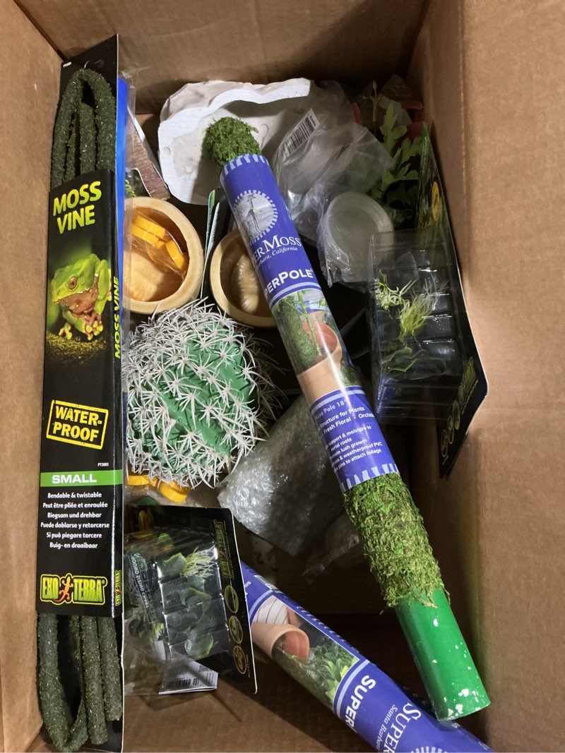 Condition photo showing Good Condition for Assorted Terrarium Decor 