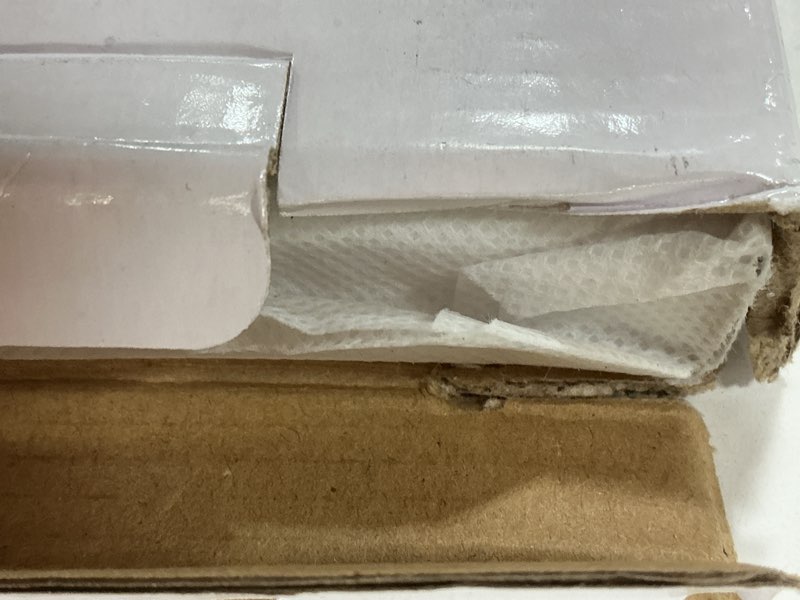 Condition photo showing New/Like New for Stove Cover, Stove Guard, Stainless Steel Stove Gap Covers, Heat Resistant & Easy to Clean Stove Counter Gap Cover, Kitchen Stove Counter Gap Cover Eliminates Gap Between Counter & Appliances (2 pcs)
