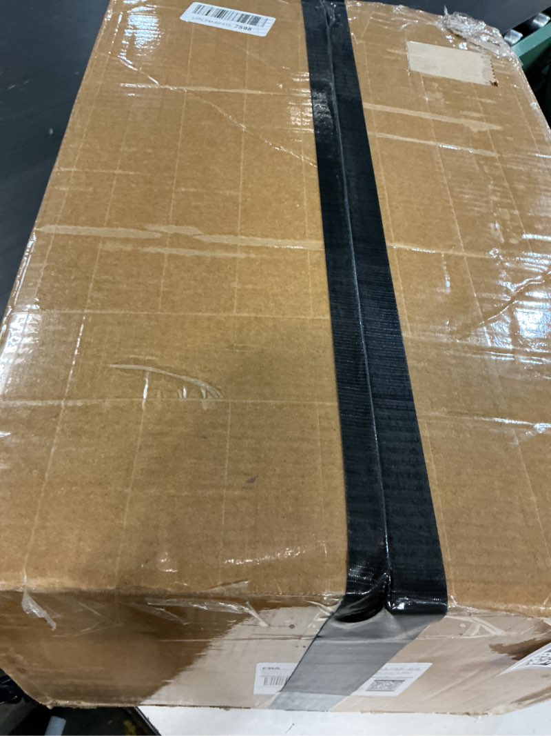Condition photo showing Good Condition for hexagon garage lights, 11 honeycomb 46packs tubes 6500k 368w 3.2x2.3m, honeycomb garage lights ceiling led car detailing lighting for gym basement warehouse auto beauty shop hair salon office hexagon-11-1