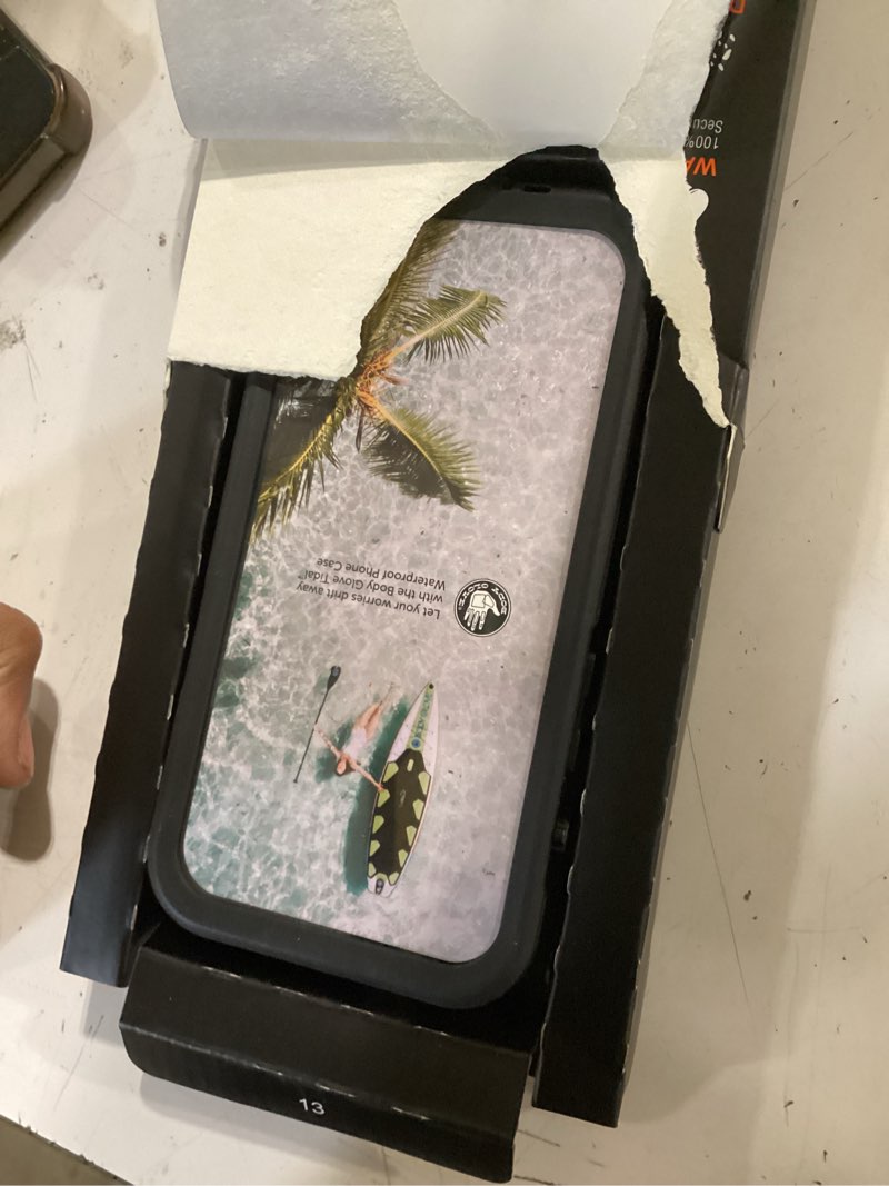 Condition photo showing Good Condition for body glove tidal waterproof phone case for iphone 13 - black/clear