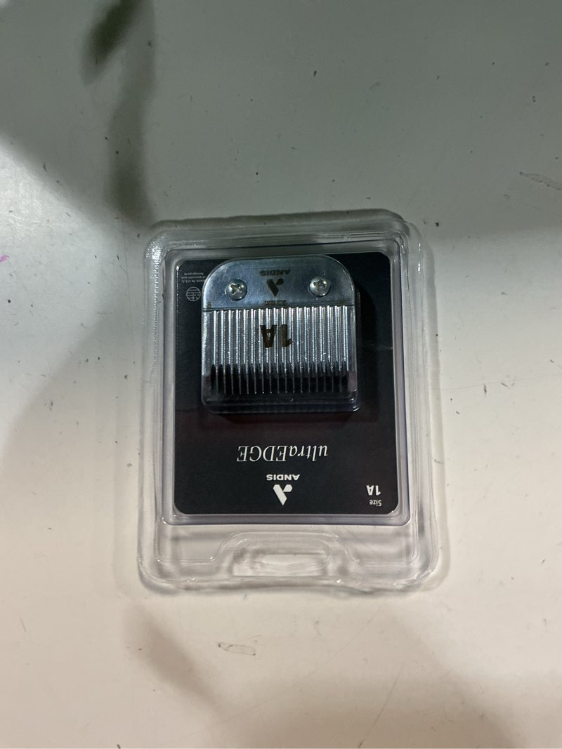 Condition photo showing New/Like New for andis 64205 ultraedge -infused steel clipper blade, carbon, 1 count 1a